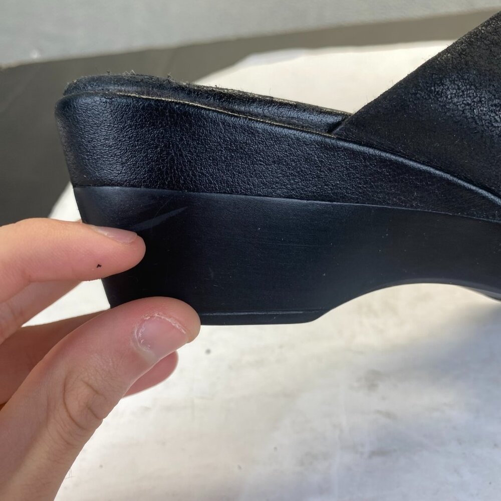 Clarks Women's Black Leather Sandals Size 7M,Comfort,Casual - Picture 12 of 16